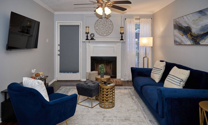 Far North Dallas Condo | Urban, cozy living on Far North Dallas, Condo Pet-Friendly