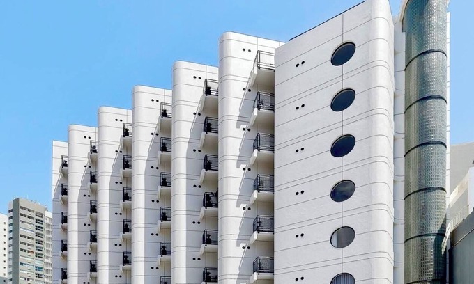 Sea Point Apartment | Urban Elephant Express The Flamingo