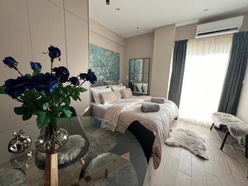 Alexandroupoli Apartment | Urban Gem by Homebrain