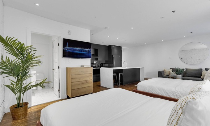 Chinatown Apartment | Urban Loft in the Boutique Saint Francois Xavier-201