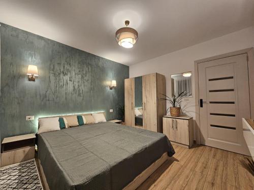 Piatra Neamt Apartment | Urban Luxury Escape