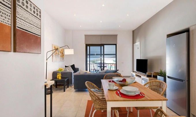 Los Llanos Apartment | Urban Park Girasol