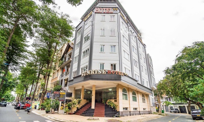 Binh Chanh House | Urban Retreat – Superior Stay at Sunrise Trung Son