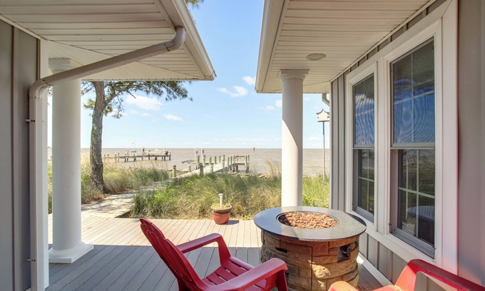 Chance Cottage | Waterfront Maryland Retreat w/Dock & Bay View!