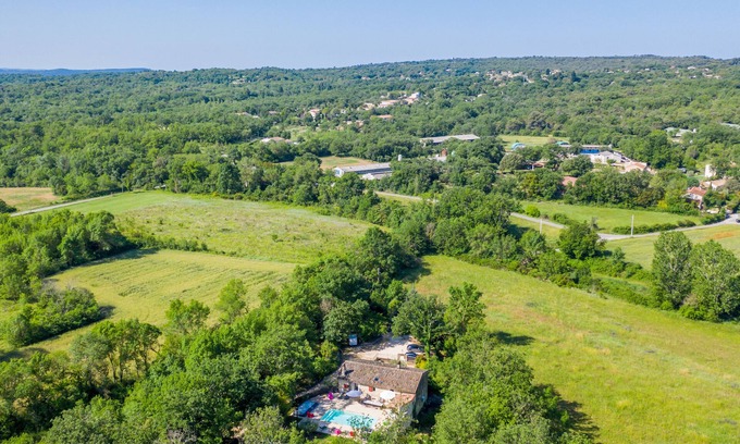 Deaux House | Uzès 20kms Mas de Caractère en Pierre Piscine Chauffée
