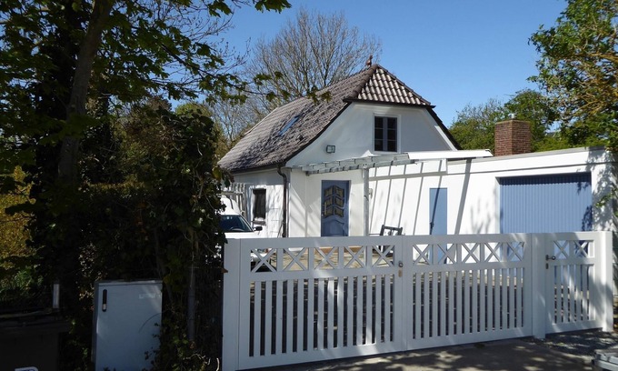 Neujellingsdorf House | Vacation home for 4 guests with 94m² in Fehmarn OT Neujellingsdorf (294256)