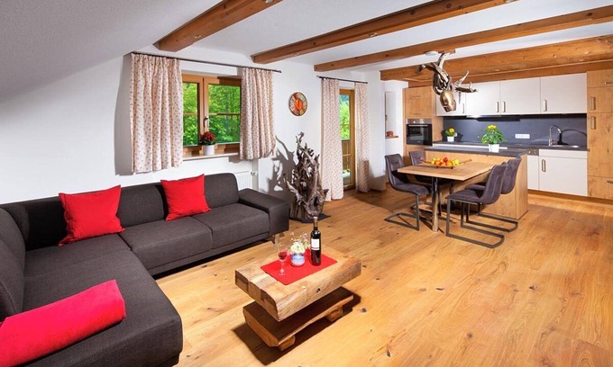 Ramsau bei Berchtesgaden Apartment | Vacation apartment Hochalm, 2-4 persons, 80 sqm, balcony 10 sqm, 2 bedrooms, attic floor
