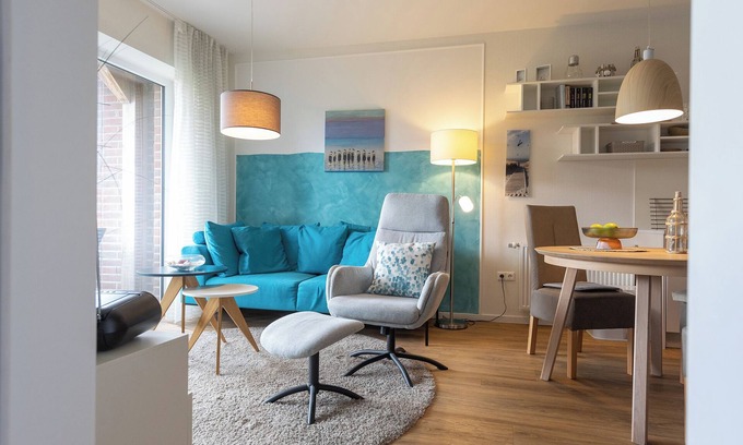 Wremen Apartment | Vacation apartment Ahoy. Inviting and cozy.