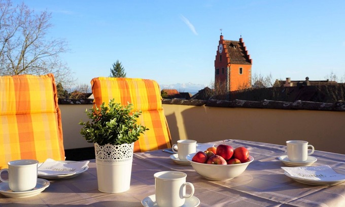 Meersburg Apartment | Vacation apartment Am Roten Turm