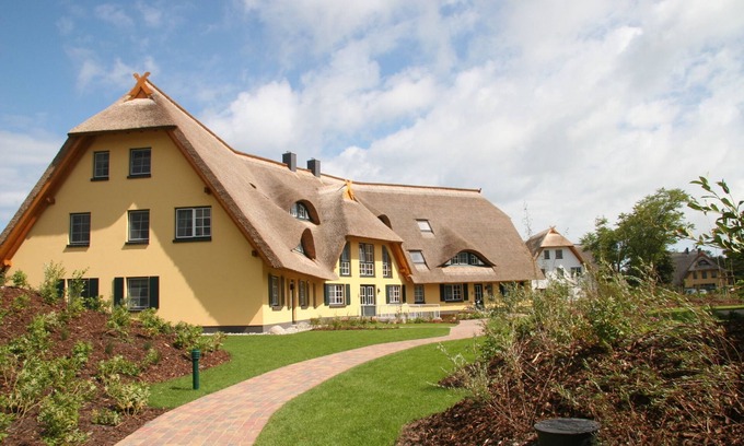 Neuhaus Apartment | Vacation apartment/apartment for 4 guests with 70m² in Dierhagen (123524)