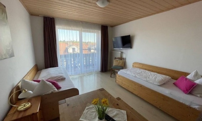 Rohrdorf Apartment | Vacation apartment/apartment for 5 guests with 43m² in Rohrdorf (266201)