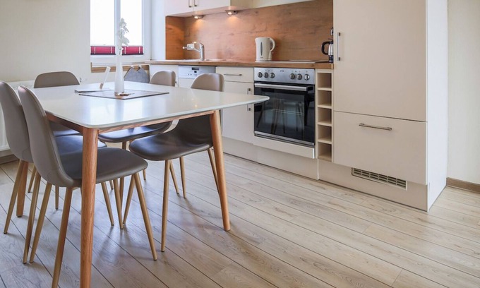 Sahrensdorf Apartment | Vacation apartment/apartment for 5 guests with 63m² in Fehmarn (51625)