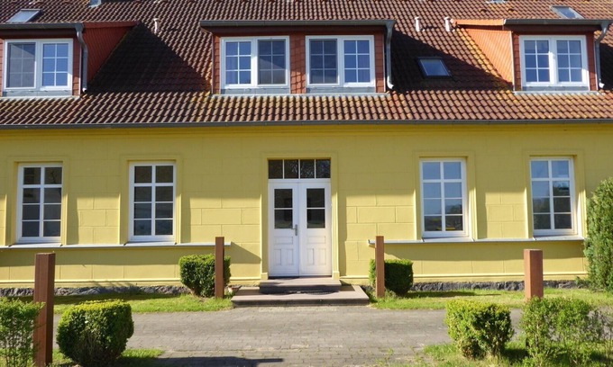 Gingst Apartment | Vacation apartment/apartment for 4 guests with 87m² in Gingst (117030)
