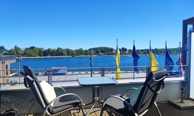 Eckernfoerde Apartment | Vacation apartment/apartment for 5 guests with 91m² in Eckernförde (121120)