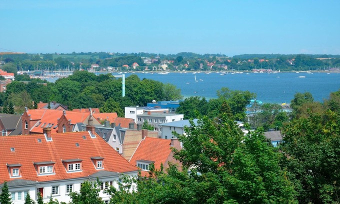 Eckernfoerde Apartment | Vacation apartment/apartment for 2 guests with 43m² in Eckernförde (6400)
