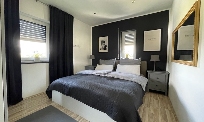 Schaufling Apartment | Vacation apartment Gawlik 2, close to the center of Deggendorf, short and long-term vacationers