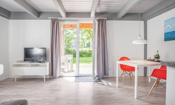Ostersiel Apartment | Vacation apartment "Möwe" - enjoy relaxation on the terrace