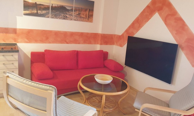 Ostseebad Wustrow Apartment | Vacation apartment near the Baltic Sea (800m) in Wustrow, quiet central location, free WLAN