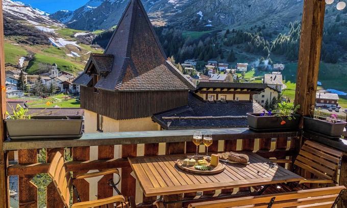 Bivio Apartment | Vacation apartment with a wonderful view of the mountains