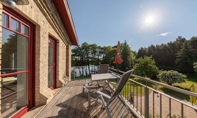 Muritz Apartment | Vacation apartment Zwergtaucher in Loppin