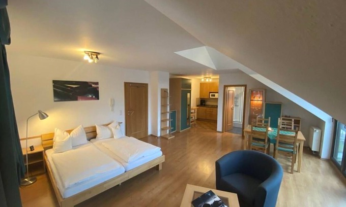 Bad Neuenahr-Ahrweiler Apartment | Vacation apartment for up to 2 persons/Schieferley - Ferienwohnung am Weingut Lingen