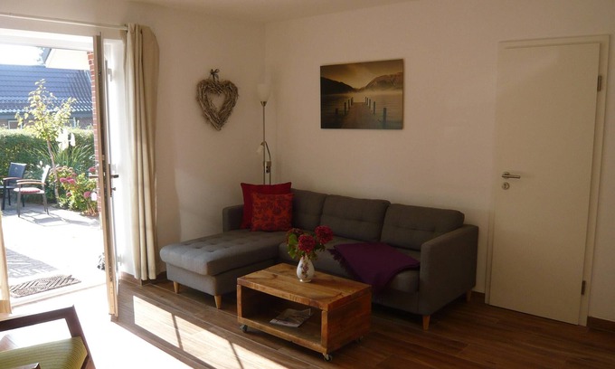Neue Tiefe Apartment | Vacation home Aloha 1 on Fehmarn: Modern accommodation with terrace