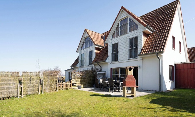 Vadersdorf House | Vacation apartment Vadersdorf VIc with terrace on Fehmarn