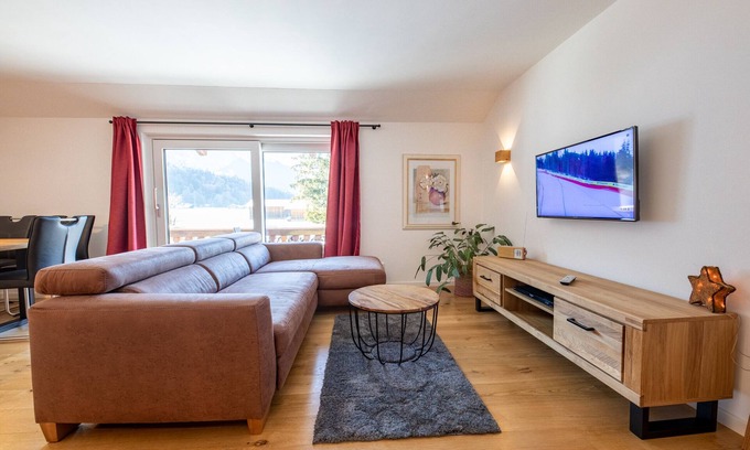 Garmisch-Partenkirchen Apartment | Vacation apartment "großa Waxlstoa" in Garmisch-Partenkirchen