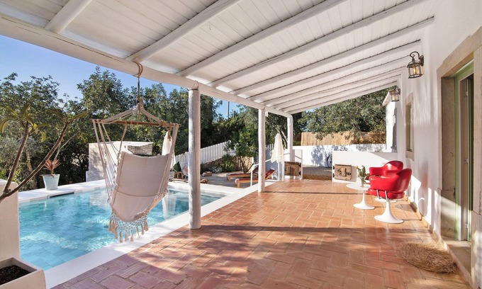 Sao Bras de Alportel House | Vacation Home "Almóada - Eclectic Boutique" with Mountain View, Private Heated Pool & Wi-Fi