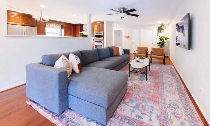 Florida Central Atlantic Coast House | Vacation Home 3 beds 2 bathrooms 5 miles to Disney Springs. 7 Minutes to Disney