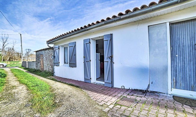 Saint-Pierre-d'Oleron House | Vacation home Arceau by Interhome