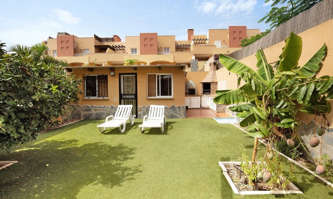 Geafond House | Vacation Home "Casa Carlos" with Shared Pool & Wi-Fi