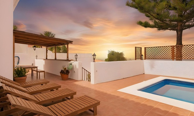 Sauzal House | Vacation Home 'Chousa' with Sea View, Wi-Fi and Air Conditioning
