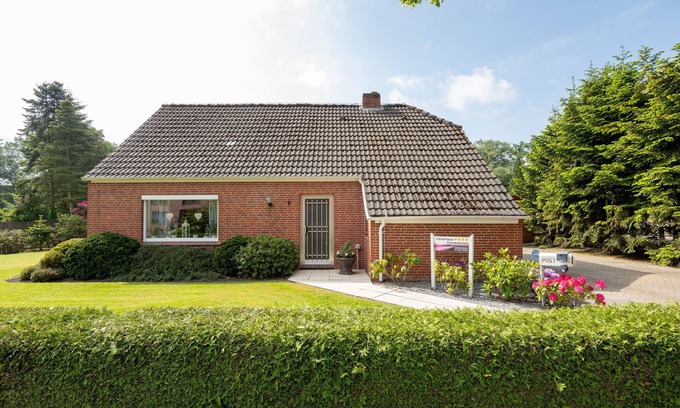 Hesel House | Vacation home Fehnkolonie 35189 - Vacation home Fehnkolonie