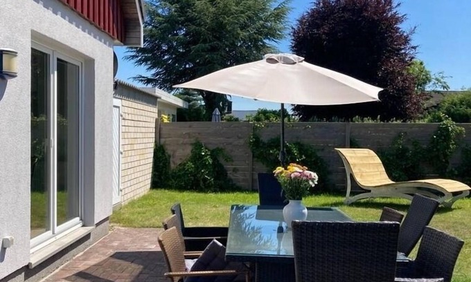 Lensterstrand House | Vacation home for 10 guests with 95m² in Lensterstrand (54824)