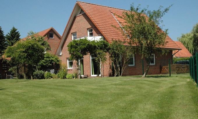 Sande House | Vacation home for up to 11 people in Sande in Friesland on the North Sea