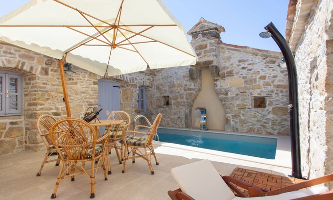 Pican House | Vacation home Franz by Interhome