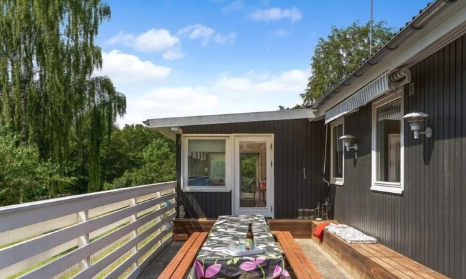 Øksenmølle House | Vacation home "Gerlind" - 6km from the sea in Djursland and Mols in Ebeltoft - 10 persons, 4 bedrooms