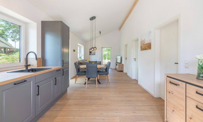 Kating House | Vacation home "Huus Blaumees" in Kating for up to 4 people