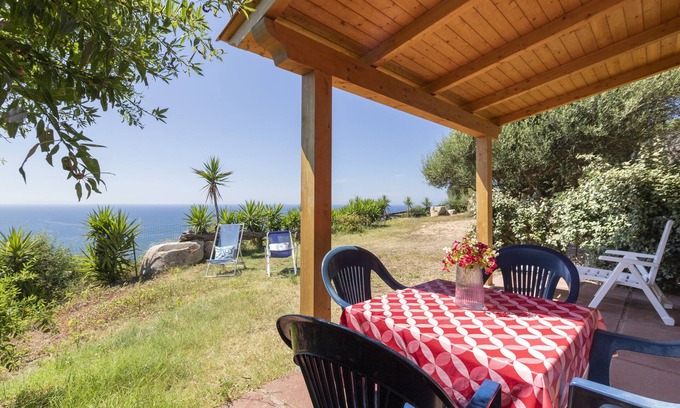 Trinita d'Agultu e Vignola House | Vacation Home "la casa del guardiano della torre 2" with Sea View