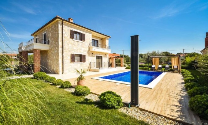 Novigrad House | Vacation home Korina by Interhome