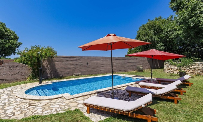 Valtura House | Vacation home Laura by Interhome