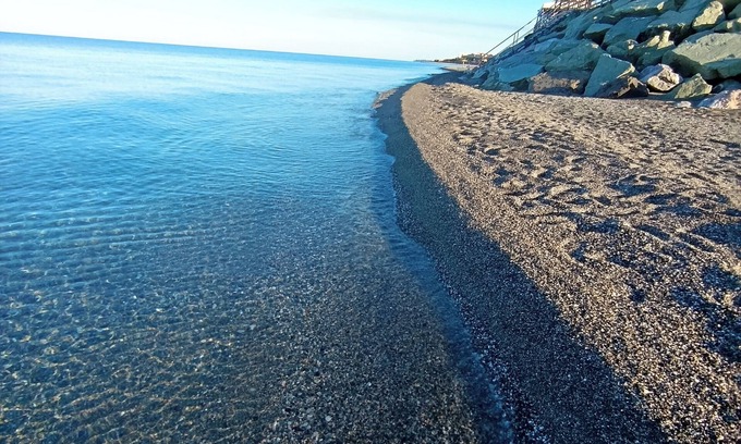 Falerna Marina Apartment | Vacation home on the beach.