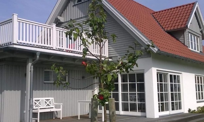 Rosenhagen House | Vacation home " Strand 22 ", on the Baltic Sea, roof terrace, sauna, WLAN by SEASIDE
