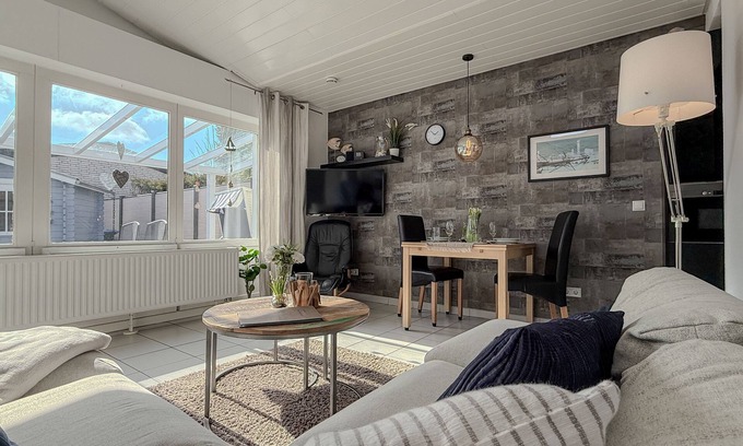 Horumersiel House | Vacation home with approx. 60sqm, for up to 4 persons in the heart of Horumersiel