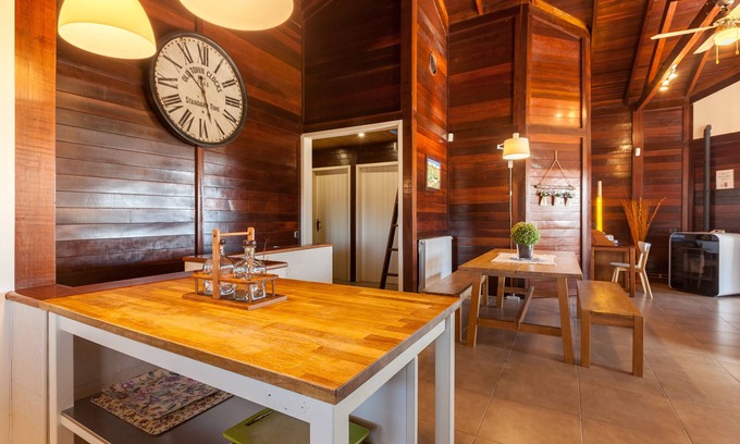 Cubelles House | Vacation Home "Wood House Massaranduba" with Private Pool, Private Terrace & Wi-Fi