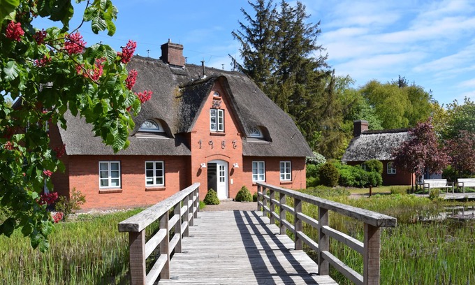 Norddorf Apartment | Vacation incl. swimming pool and sauna