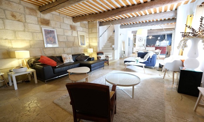 Cheval-Blanc Villa | Vacation rental with pool CHEVAL BLANC LS2-413