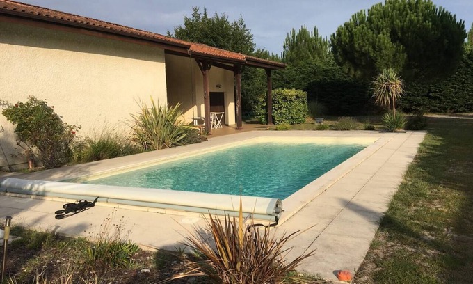 Biscarrosse Villa | Vacation villa/Swimming pool, lake, forest