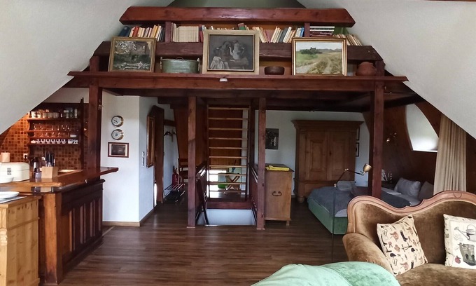 Oldsum Apartment | Vacations in the artists' village of Oldsum